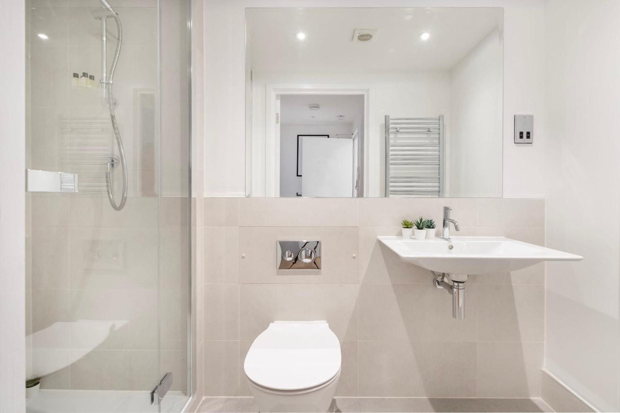Fitzrovia With Balcony - Cityapartmentstay London Eksteriør billede